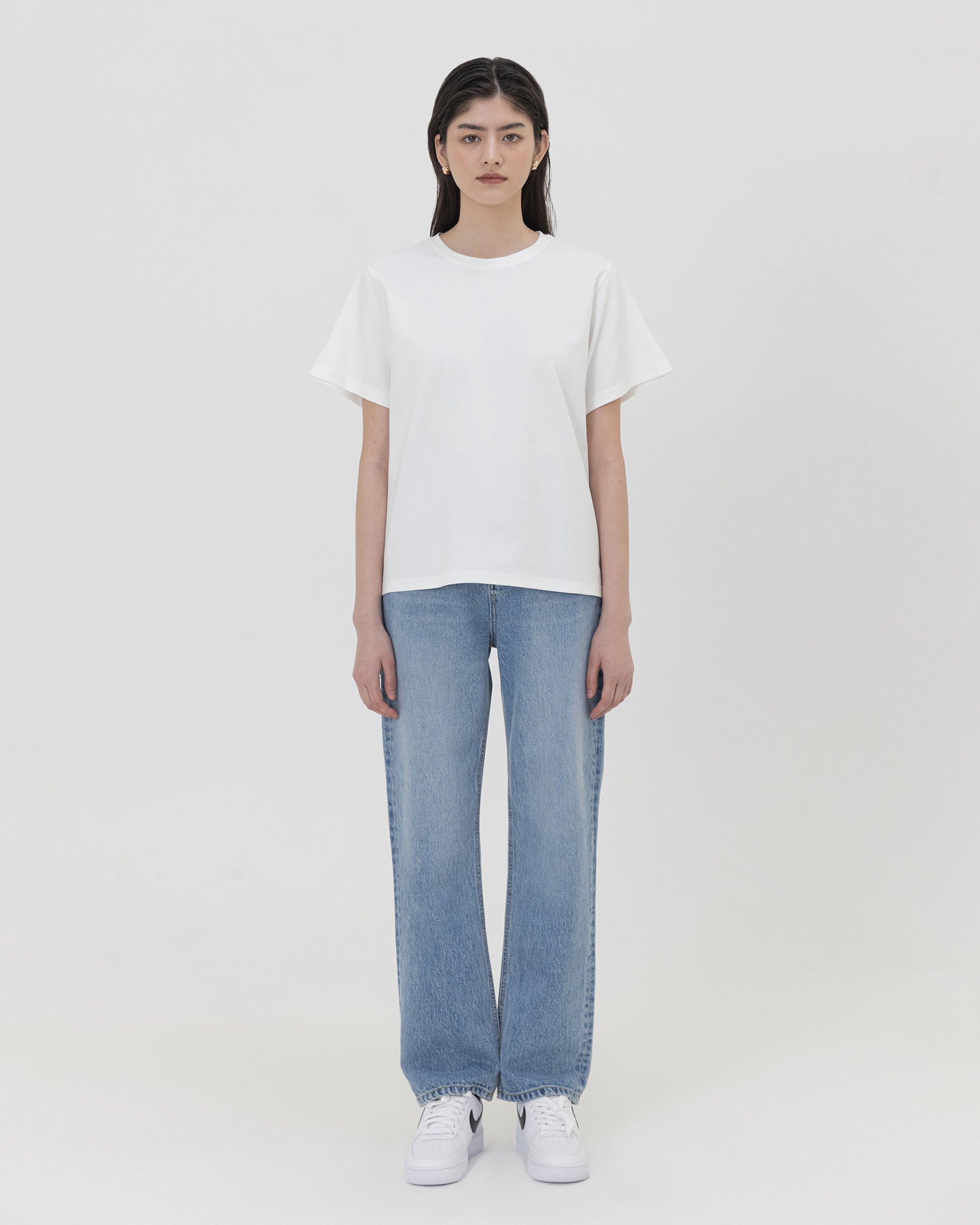 #color_off-white