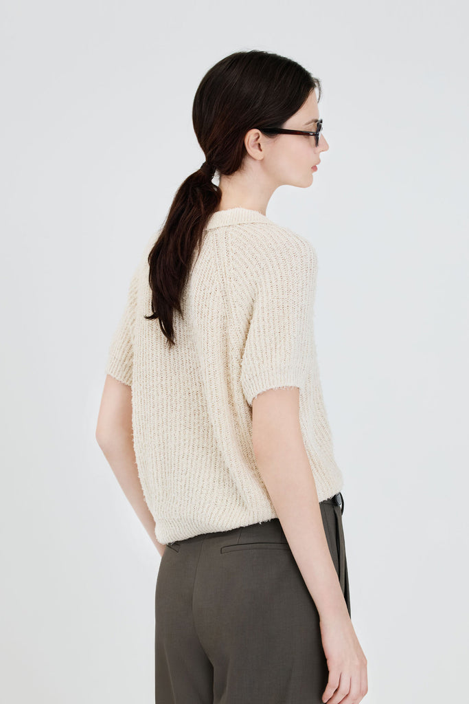 #color_light-beige