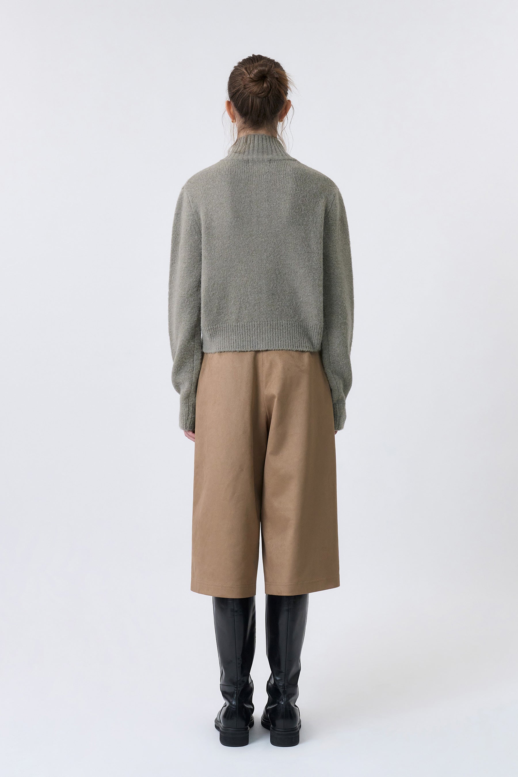 #color_light-khaki