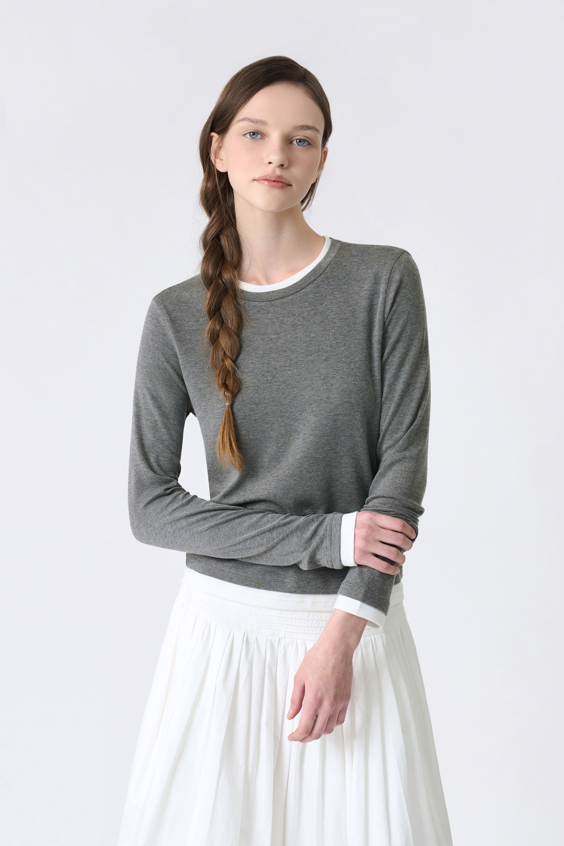 #color_gray-white